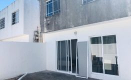 Casa en Renta o Venta Jardines del Mar Cancun patio 2