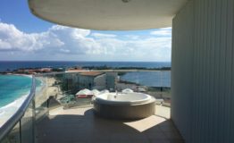 Departamento en venta - Lahia Cancun - Vista terraza jacuzzi