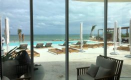 Departamento en venta SLS - Puerto Cancun alberca