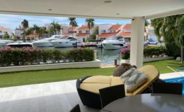 Casa en venta Isla Dorada Cancún terraza 1